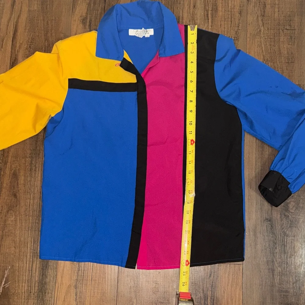 Colorblock Women's Blouse in Blue, Pink, and Yellow - Picture 9 of 12